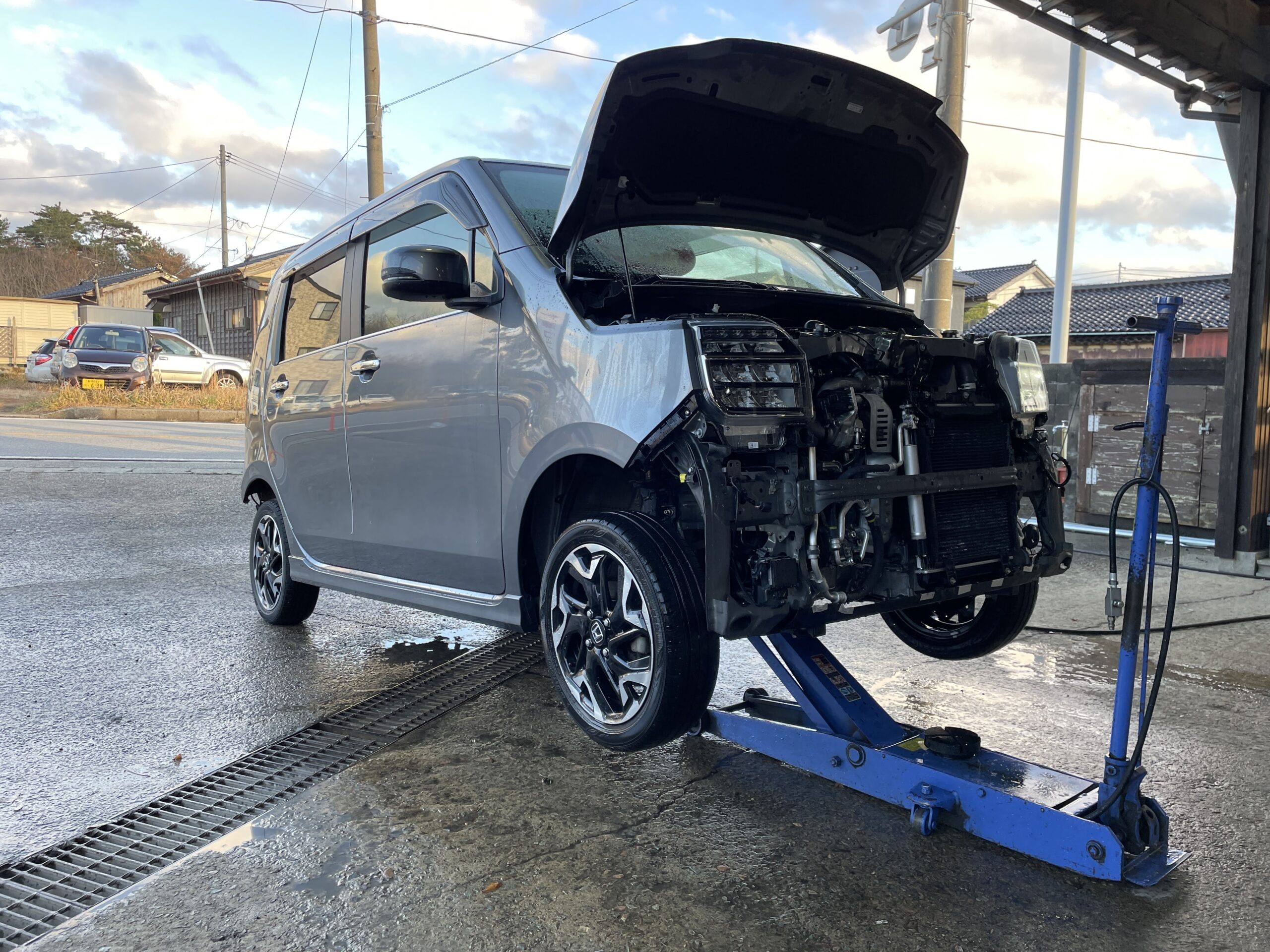 整備中の車両